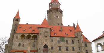 hrad-bouzov