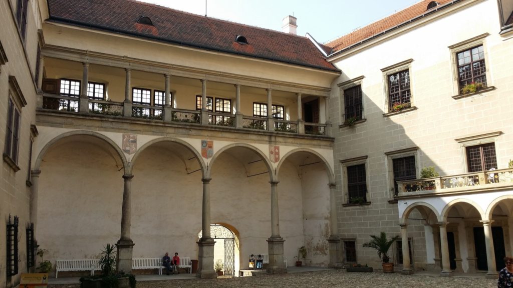 Renesanční zámek je dominantou města Telč.