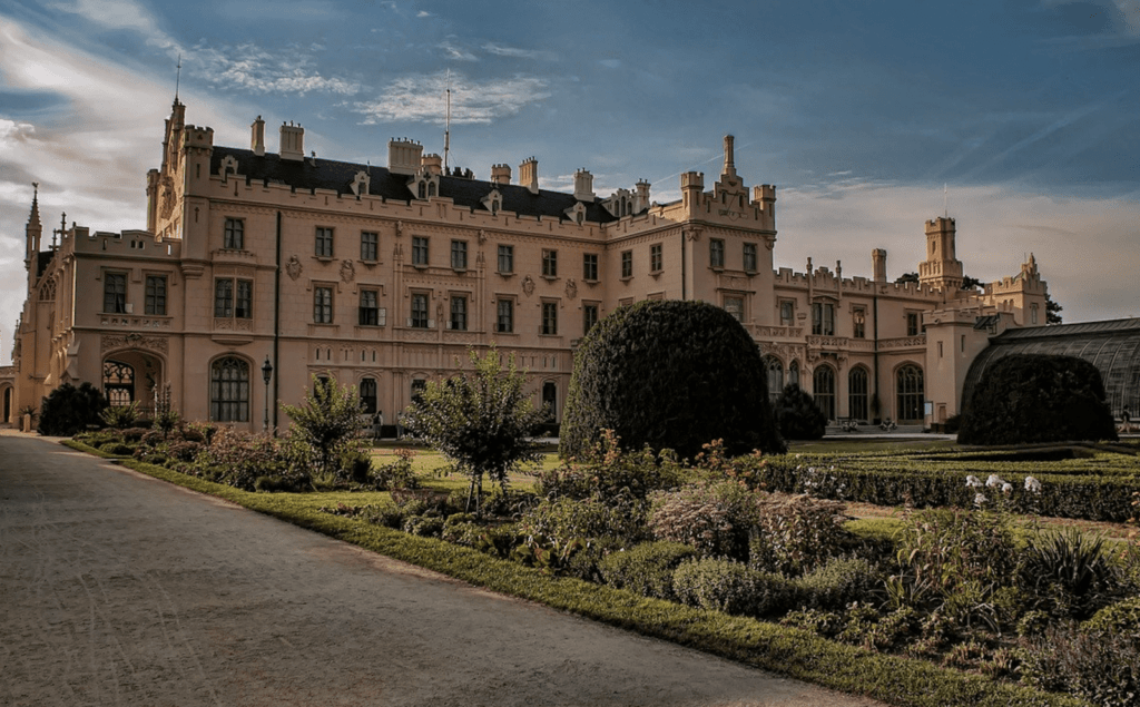 zamek-lednice-1428121