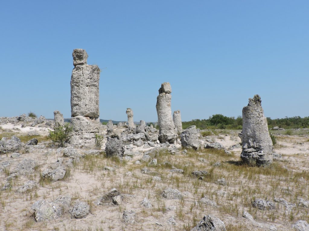 pobiti-kamani-8208948