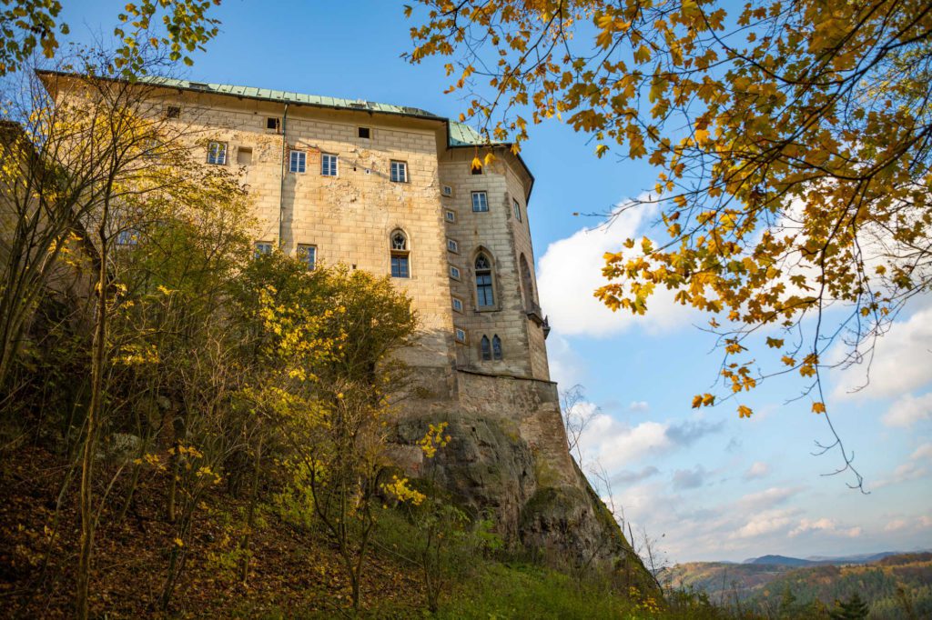 hrad-houska-2